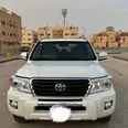 تويوتا لاندكروزر 2015 في الرياض
