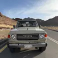 جيب تويوتا لاندكروزر 1985 لعشاق المواتر الكلاسيكية النظيفة