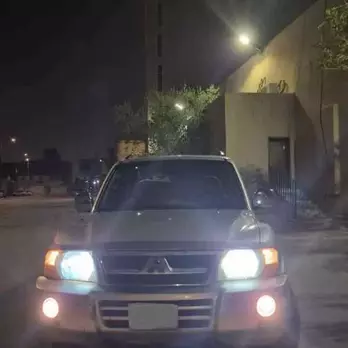 ميتسوبيشي باجيرو 2005 في الرياض