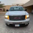 جمس سييرا 2013 z71 نظييف في مدينة الرياض
