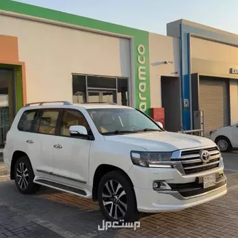 تويوتا لاندكروزر قراند تورينق 2019 ممشى قليل للبيع في الرياض