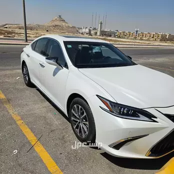 لكزس ES350 مستعملة للبيع2025 للبيع لكزس ES 350 موديل 2025 بحالة شبه جديدة ونظافة تامة للمستخدم الراغب في الفخامة والوفر. * الموديل: 2025 * الممشى: 20,000 كم فقط