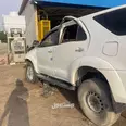 تويوتا فورتشنر 2013 حطام (تشليح) للبيع في الرياض بسعر 15 ألف ريال سعودي